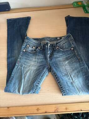 Miss Me Bootcut Jeans JP5906B2 Embroidered Cross Pockets Size 26